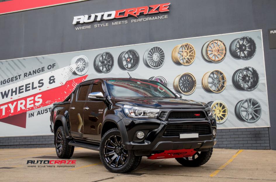 TOYOTA HILUX N80 4WD SELKIRK GLOSS BLACK MILLED